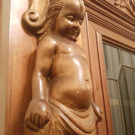 Garden בית הארחה 3*