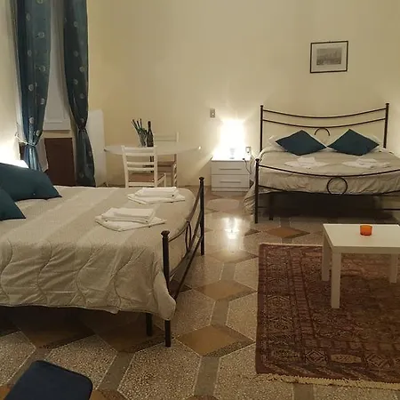 בית הארחה Garden 3*