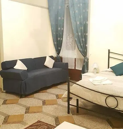 Garden בית הארחה ג'נובה