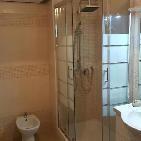 Garden Guest house 3*